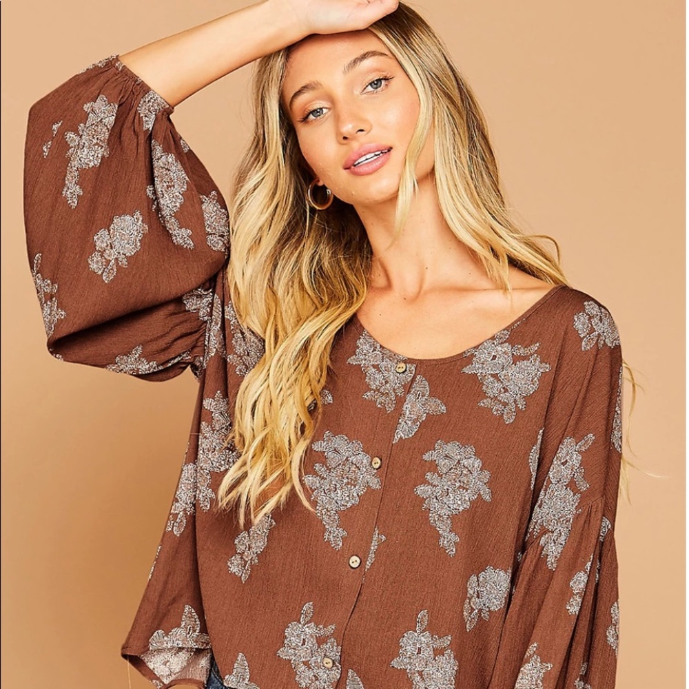 Peach Love California Brown Floral Boho Crop Top | Balloon Sleeve Front Button